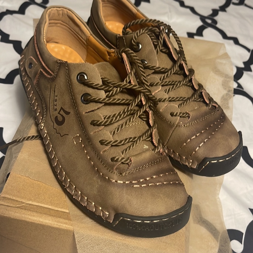 Mens Casual shoes.